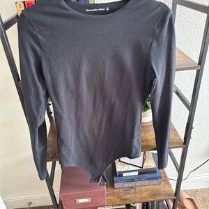 Abercrombie & Fitch Black Crewneck Long Sleeve Top
